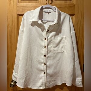 Collection by Cezele White Button-Up Shacket  women’s size L